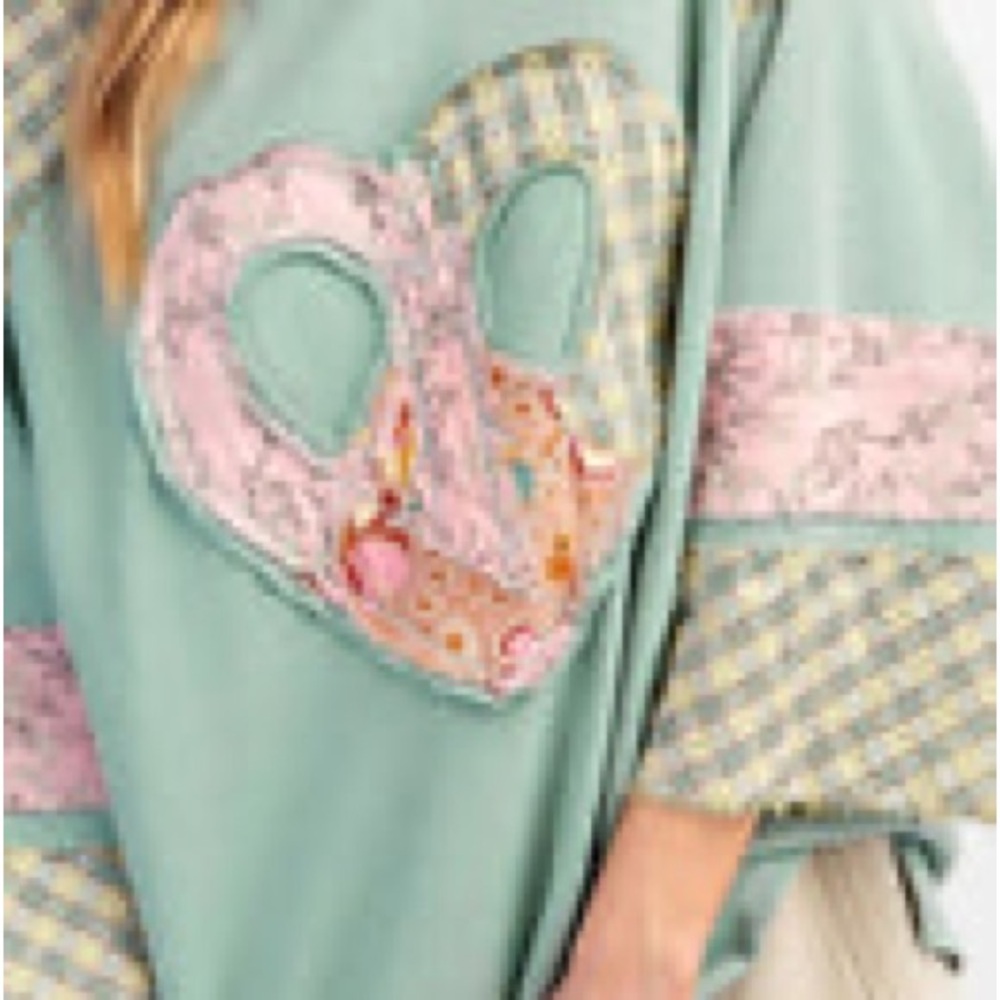 Easel Peace Heart Patchwork Top – Mint + Plaid + Floral - Picture 3 of 3